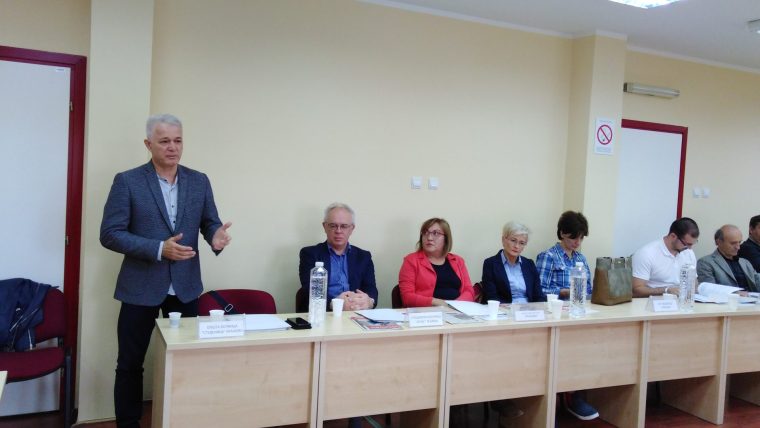 УРУЧЕНИ УГОВОРИ ЗА СПРОВОЂЕЊЕ И РЕАЛИЗАЦИЈУ                      ЈАВНИХ РАДОВА