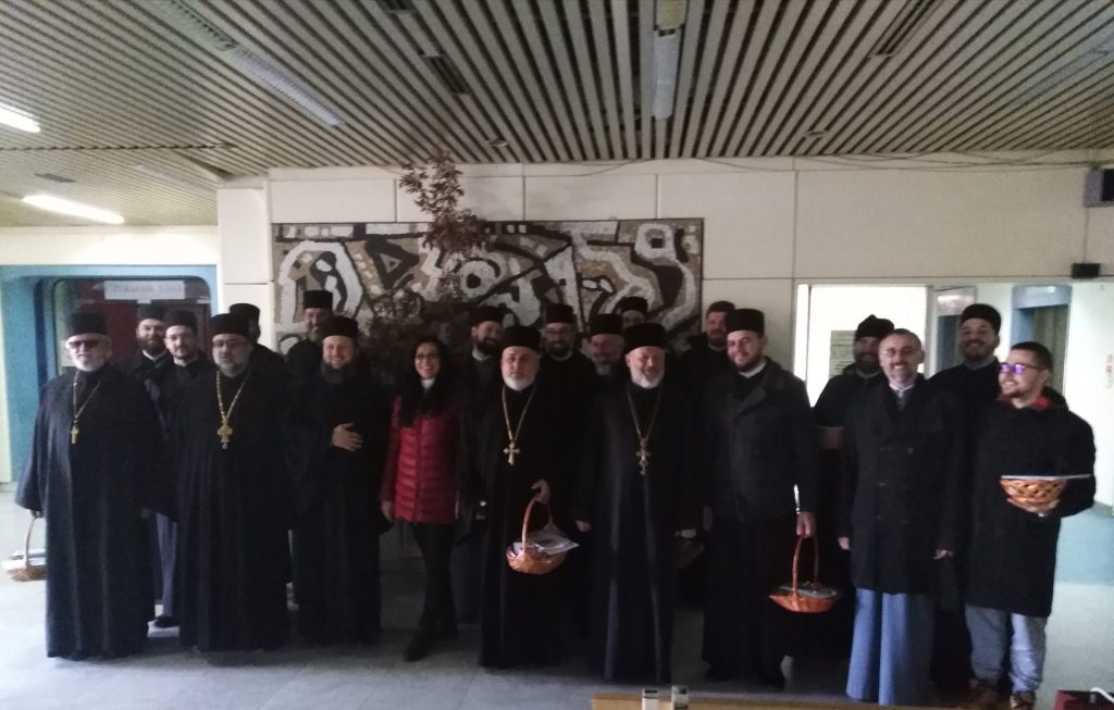 СВЕШТЕНСТВО ЕПАРХИЈЕ ЖИЧКЕ У ПОСЕТИ НАШОЈ БОЛНИЦИ