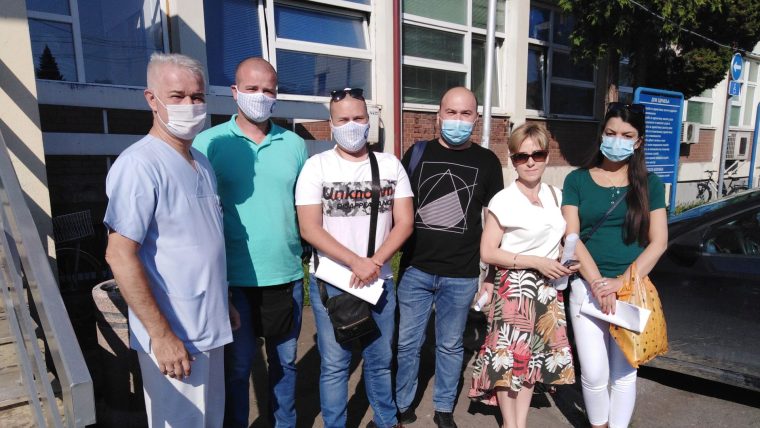 ЕКИПЕ ИЗ КРАЉЕВА КРЕНУЛЕ У ПОМОЋ  КОЛЕГАМА