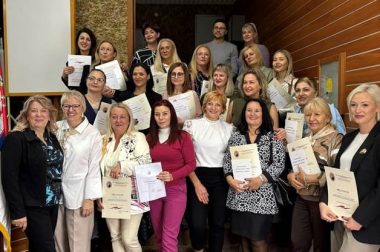 ИЗВЕШТАЈ СА VIII КОНГРЕСА УНИЈЕ УДРУЖЕЊA МЕДИЦИНСКИХ СЕСТАРА И ЗДРАВСТВЕНИХ ТЕХНИЧАРА РЕПУБЛИКЕ СРБИЈЕ